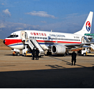萨尔图机场快运航空快运业稳步发展的原因是什么？
